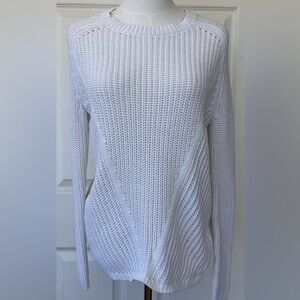 Charlotte Russe Loose Knit Crew Neck Sweater‎ Medium
